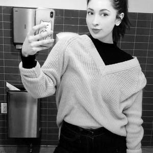 Meet your Posher, Maite